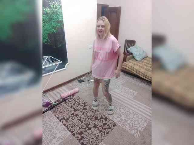 AliciaSvip webcam