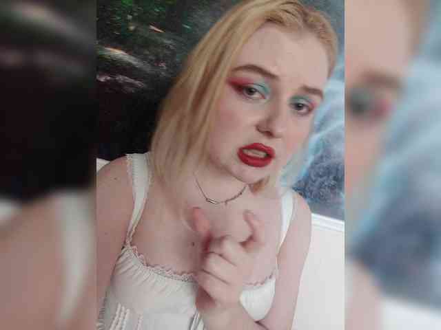 AliciaSvip webcam