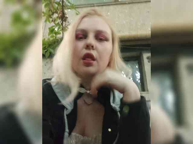AliciaSvip webcam