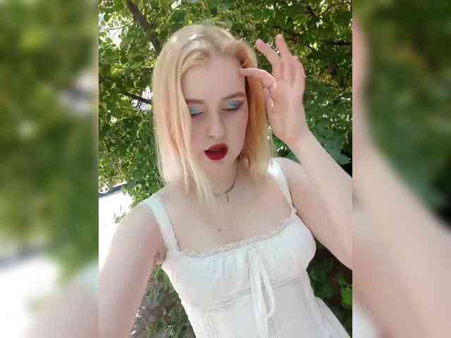 Model: AliciaSvip