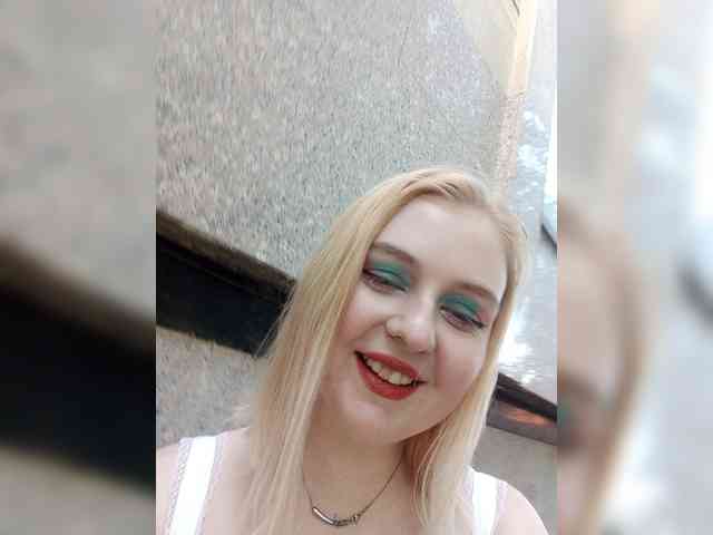 AliciaSvip webcam