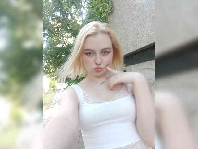 AliciaSvip webcam