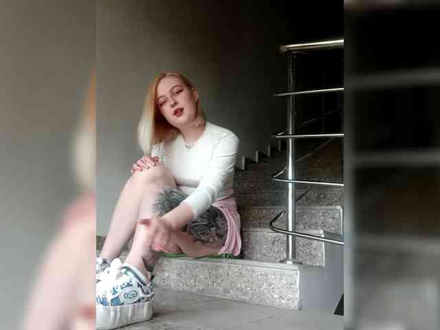 AliciaSvip webcam