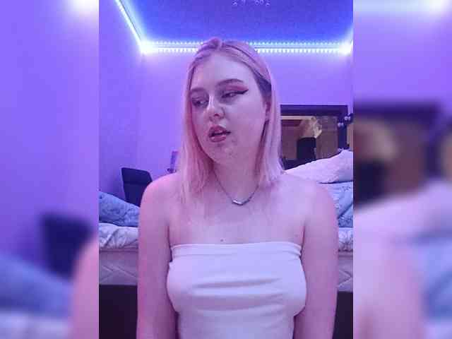 AliciaSvip webcam