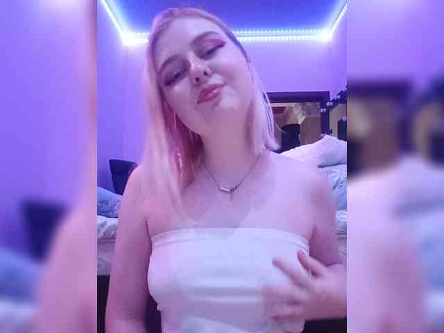 AliciaSvip webcam