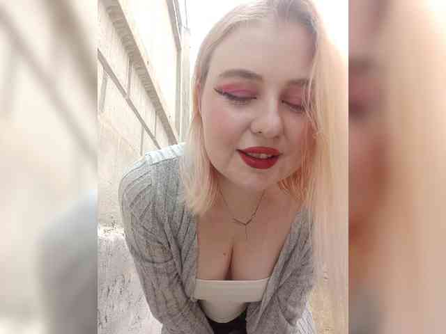 AliciaSvip webcam