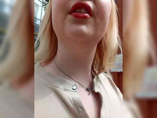 AliciaSvip webcam