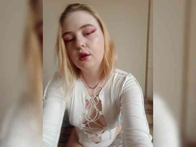 AliciaSvip webcam