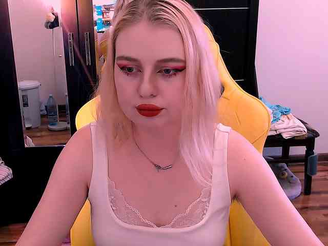 AliciaSvip webcam