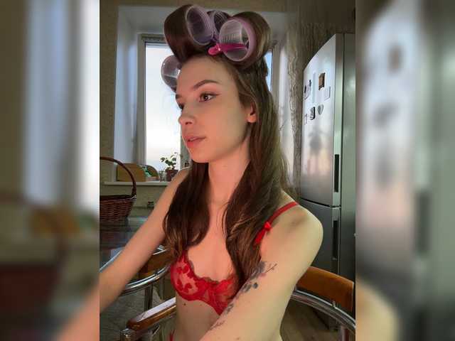 CutieDollBC live cam on BongaCams