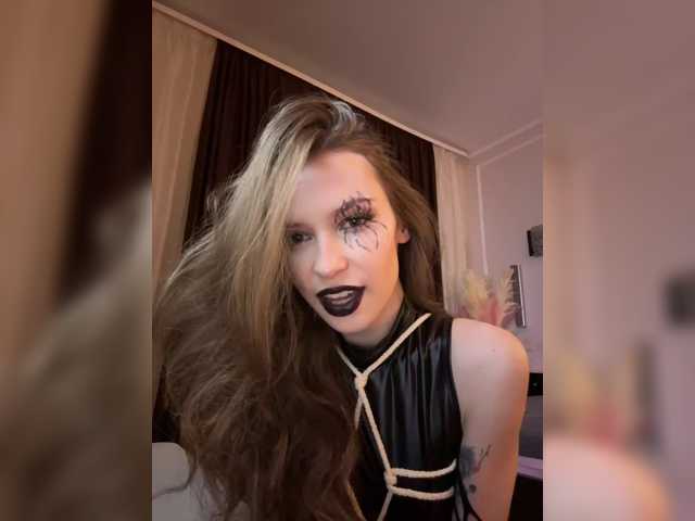 MorningAlisa, live now on BongaCams