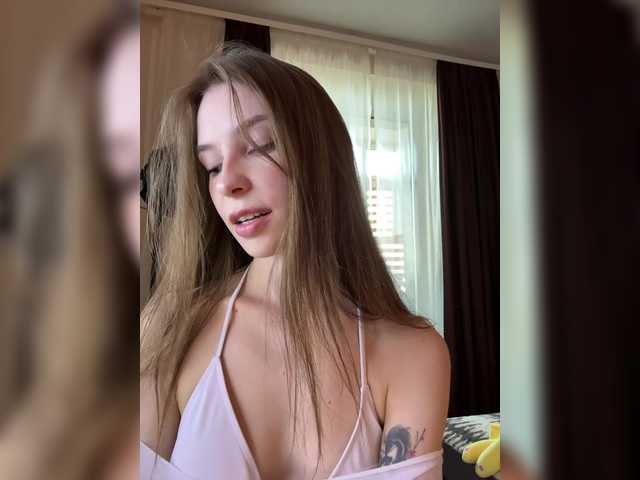 MorningAlisa live cam on BongaCams