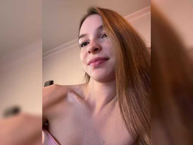 CutieDollBC live cam on BongaCams