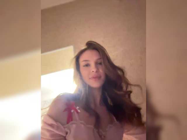 CutieDollBC live cam on BongaCams