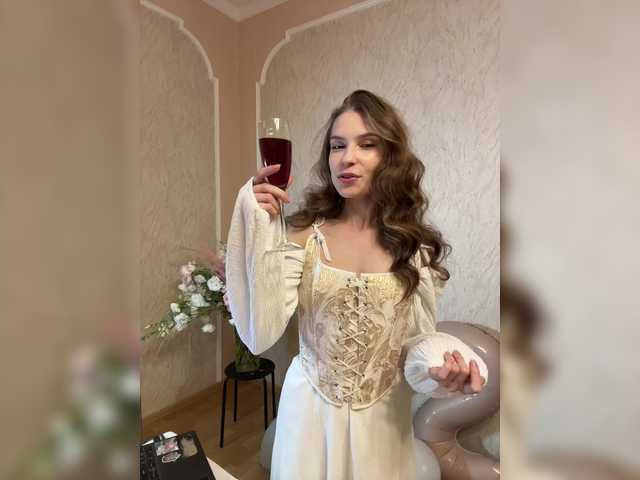 CutieDollBC live cam on BongaCams