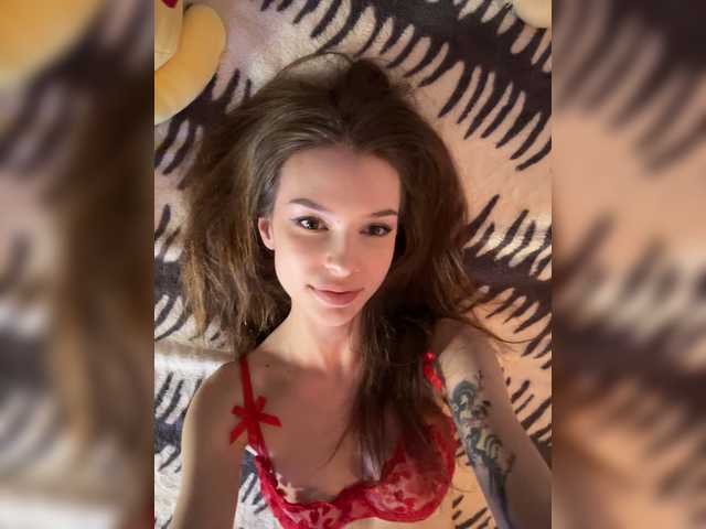 MorningAlisa live cam on BongaCams