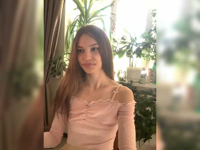 CutieDollBC live cam