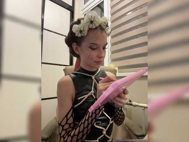 MorningAlisa live cam on BongaCams