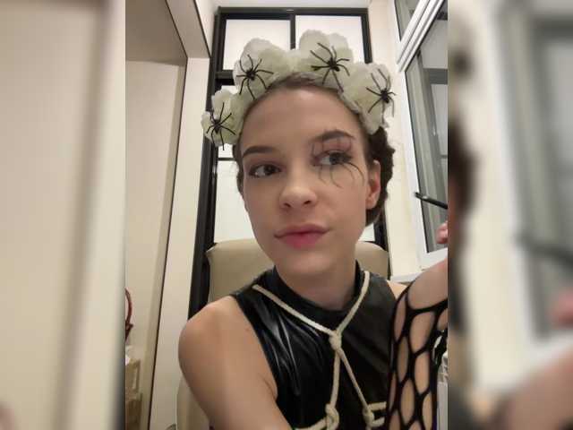 MorningAlisa, live now on BongaCams