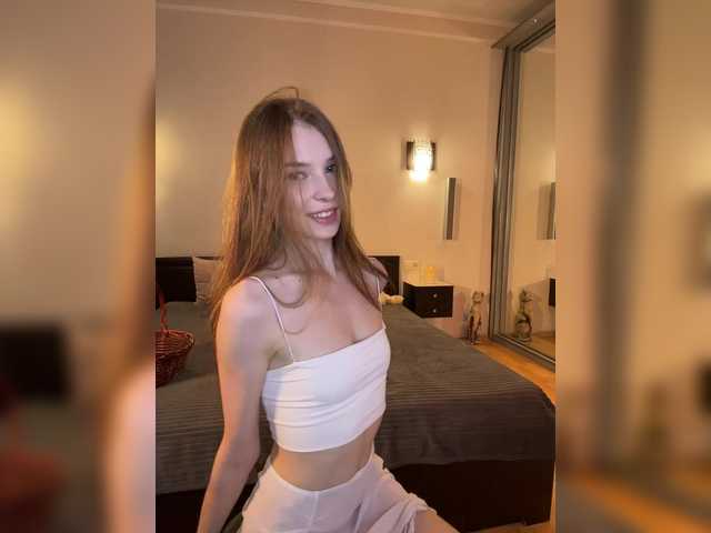 CutieDollBC live cam on BongaCams