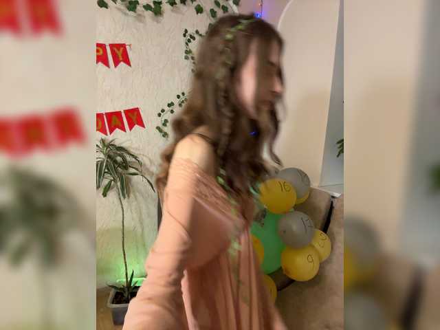 MorningAlisa live cam on BongaCams