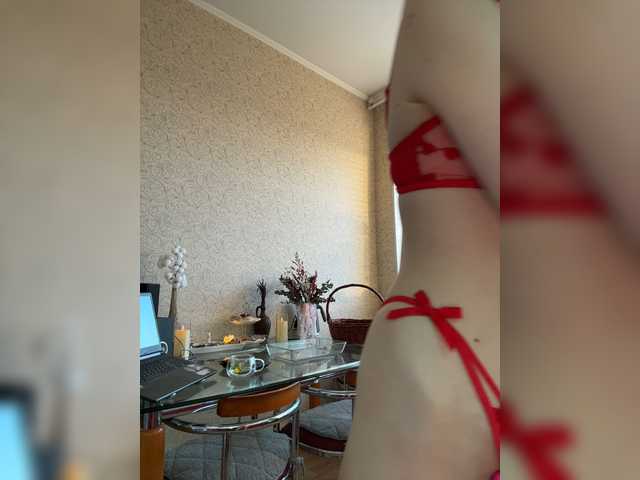 CutieDollBC live webcam show