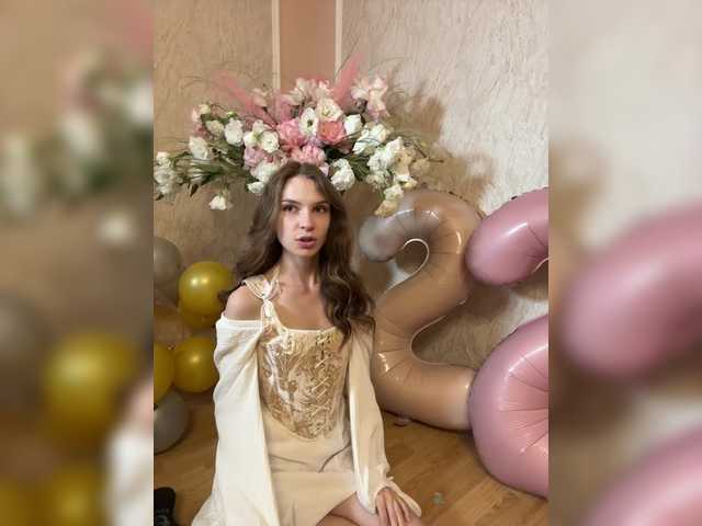 CutieDollBC live cam on BongaCams