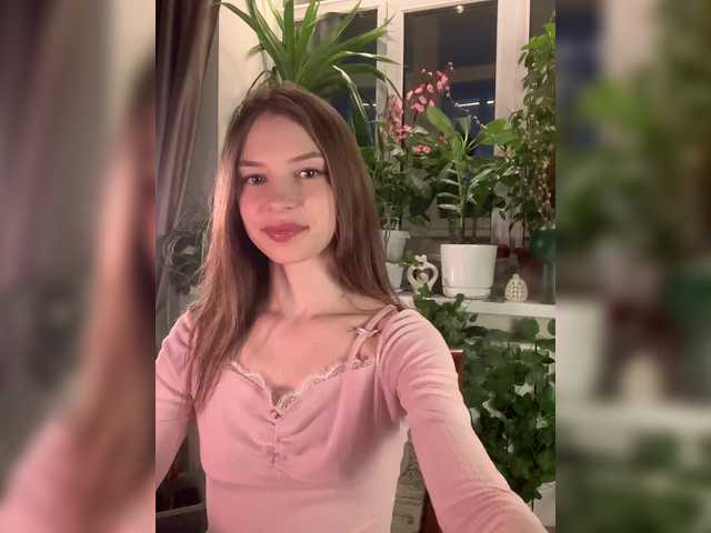 CutieDollBC live cam