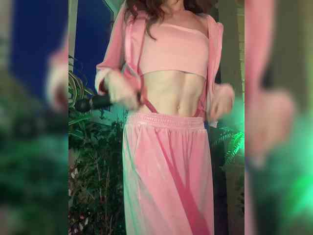 WednesdayFridayAddams webcam