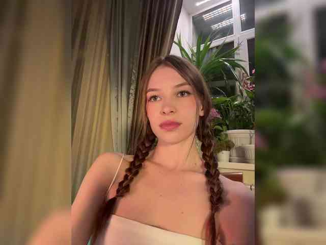 WednesdayFridayAddams webcam