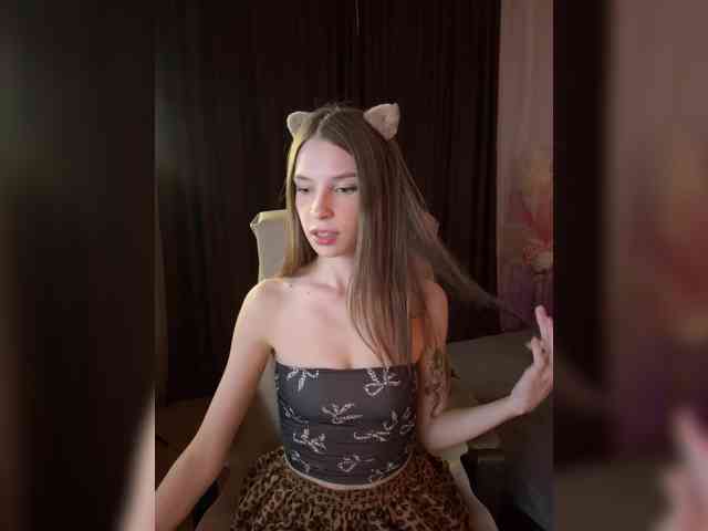 WednesdayFridayAddams webcam