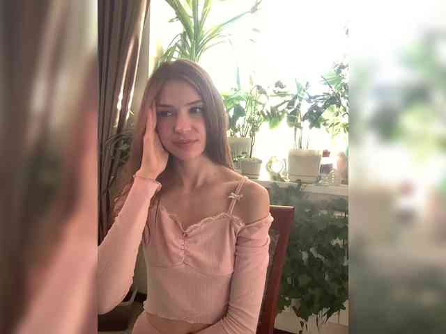 WednesdayFridayAddams webcam