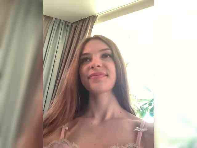 WednesdayFridayAddams webcam