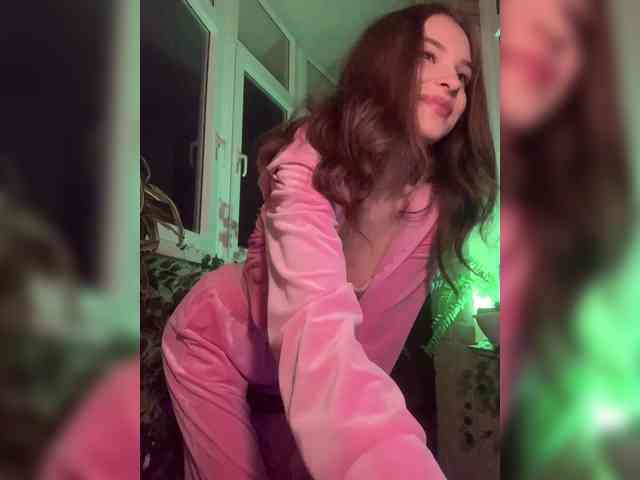 WednesdayFridayAddams webcam