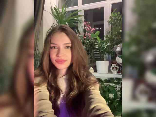 WednesdayFridayAddams webcam