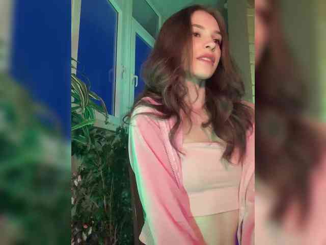 WednesdayFridayAddams webcam