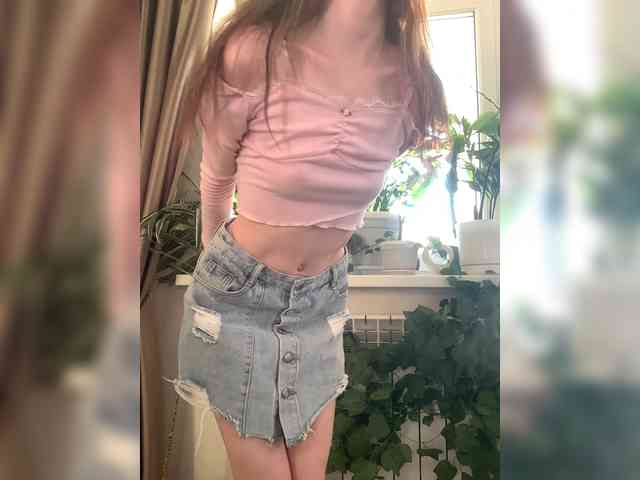 WednesdayFridayAddams webcam