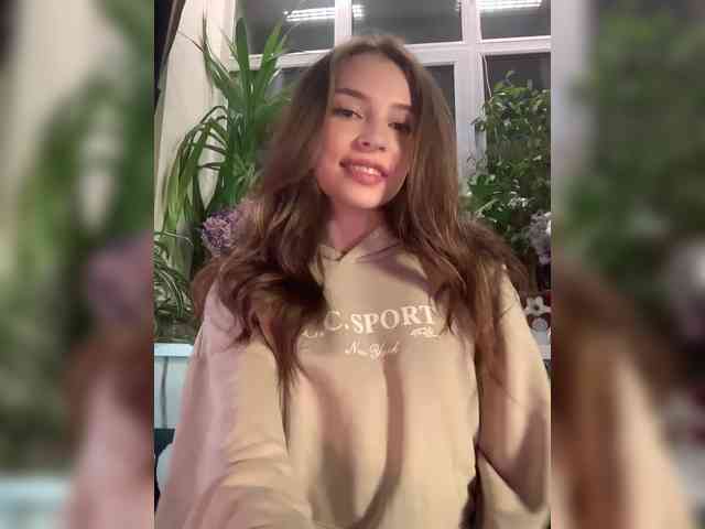 WednesdayFridayAddams webcam