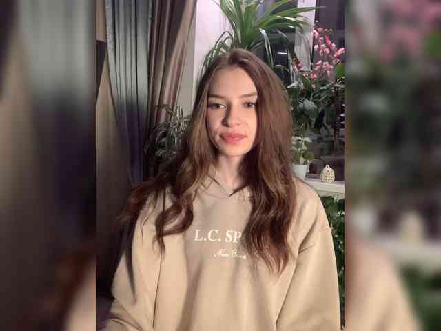 WednesdayFridayAddams webcam