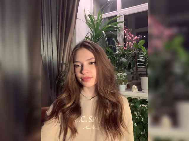 CutieDollBC Live Webcam on BongaCams