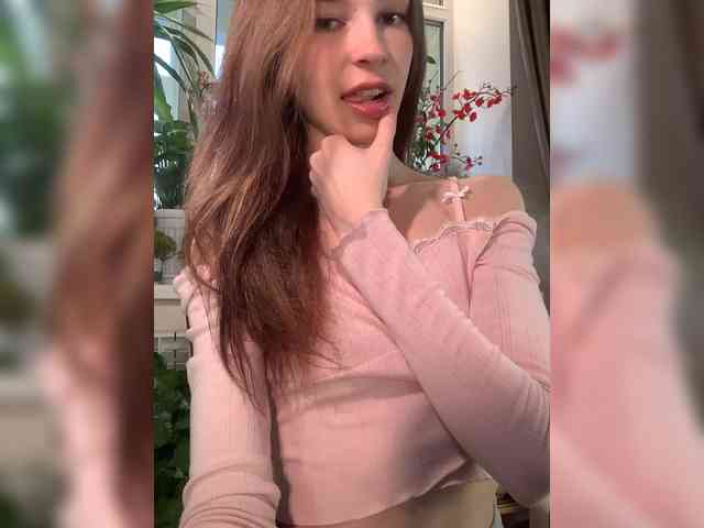 WednesdayFridayAddams webcam