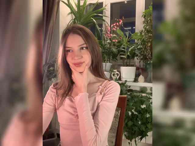 WednesdayFridayAddams webcam