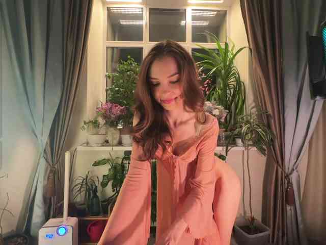 WednesdayFridayAddams webcam