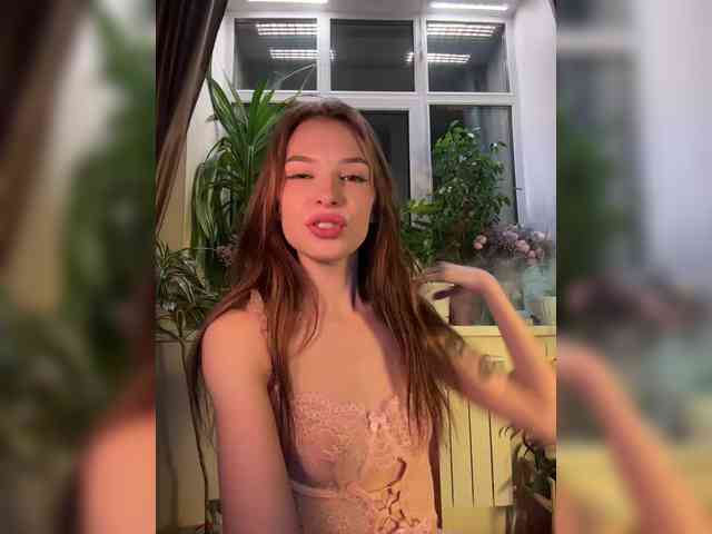 WednesdayFridayAddams webcam