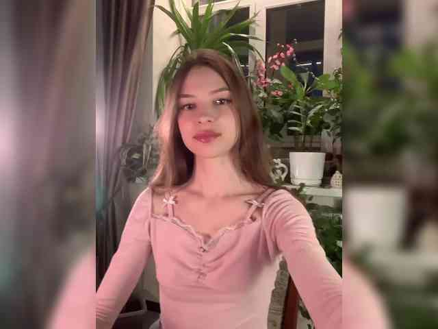 WednesdayFridayAddams webcam