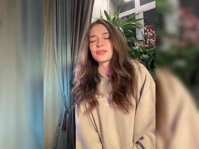 WednesdayFridayAddams webcam