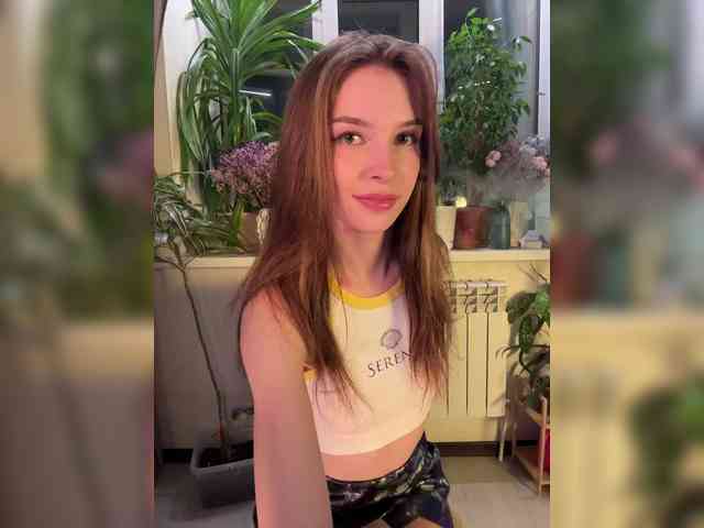 WednesdayFridayAddams webcam