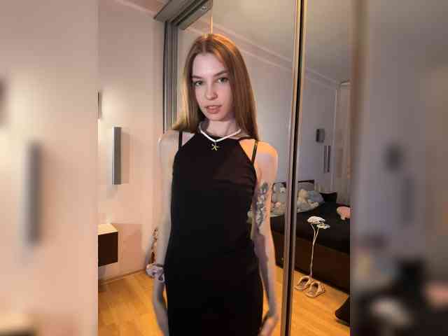 WednesdayFridayAddams webcam