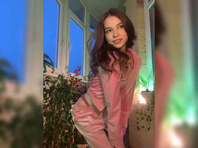 WednesdayFridayAddams webcam