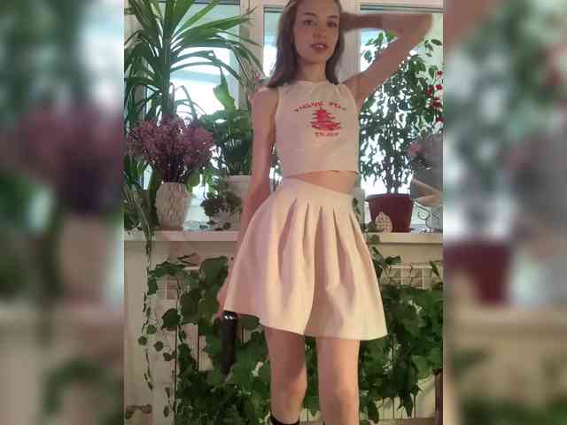 WednesdayFridayAddams webcam